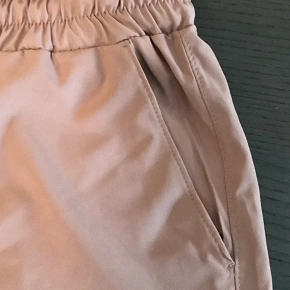 Mondetta Women's Shorts - Picture 11 of 12